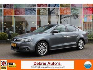 Volkswagen Jetta 1.4 TSI HYBRID HIGHLINE AUTOMAAT   NAVI   AIRCO-ECC   XENON   AUDIO AF FABR.   PDC   LMV   CRUISE CT