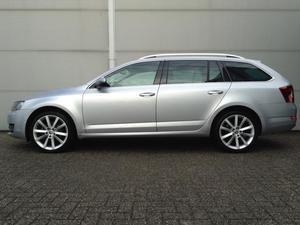 Skoda Octavia Combi 1.4 TSI Greentech Elegance Businessline