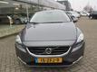 Volvo V40 1.6 T3 MOMENTUM  150pk  Navi  Vol-Leer  Climat  Cruise  Blueth.  Elek. pakket  Led-dagrijverl.  Pdc