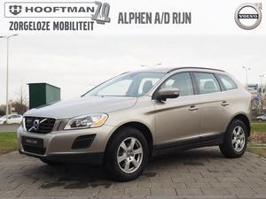 Volvo XC60 T5 AUT 6  MOMENTUM LEDER BLUETOOTH PARK ASSIST V A ADAPT.CRUISE