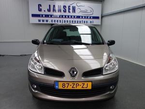 Renault Clio 1.2-16V SPECIAL LINE NIEUWE DISTR.RIEM 96.264 KM. AIRCO NIEUWE APK