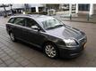 Toyota Avensis Wagon   AIRCO 2.0 D-4D-F TERRA