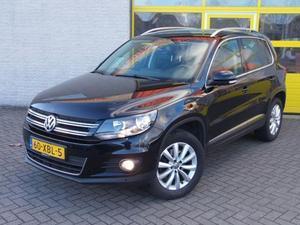 Volkswagen Tiguan 1.4 TSI 120PK SPORT&STYLE BJ2012 Navi ECC LMV-17` PDC V A