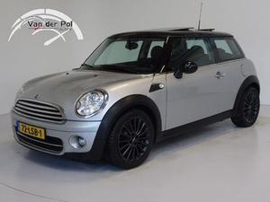 Mini Cooper D 1.6 Nav PDC Xenon Stoelverw. Panoramadak