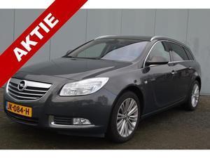 Opel Insignia Sports Tourer 2.0 CDTI COSMO   18` velgen   1 2 Leer   CLIMA etc... .