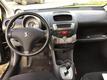 Peugeot 107 5DRS AUTOMAAT - NOIR SPORTIVE - AIRCO