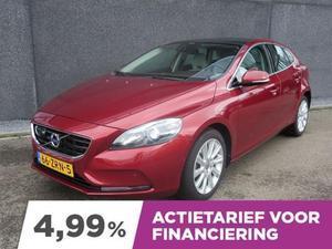 Volvo V40 D2 ACC, PANO,LEDER,XENON,PDC V A