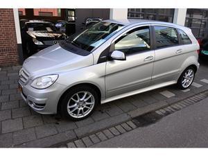 Mercedes-Benz B-klasse 160 BLUEEFFICIENCY BUSINESS CLASS