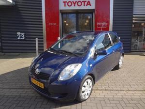 Toyota Yaris 1.3 VVTI SOL