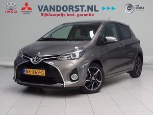 Toyota Yaris 1.3 VVT-i Dynamic Pano Navi Safety Sense