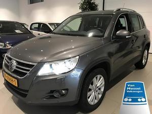 Volkswagen Tiguan 2.0 TDI 140pk 4Motion 7-DSG NAVIGATIE PANORAMISCH DAK