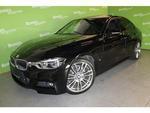 BMW 3-serie 330E M SPORT  incl. btw  15% bijtelling Schuifdak - 19inch - Innovation Nw. pr. 63K