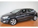 Opel Astra 1.4 TURBO COSMO | Navigatie | Sportstoelen | Climate control | Privacy Glass |