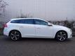 Volvo V60 1.6 T3 R-DESIGN CRUISE CONTROL   NAVI   BLUETOOTH   AFN.TREKHAAK   71.000 KM