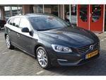 Volvo V60 1.6 D2 Momentum Business Automaat Navigatie Terkhaak