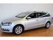 Volkswagen Passat Variant 1.4 TSI COMFORTLINE BL. | Navigatie | PDC | Trekhaak | Donker glas |