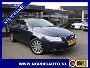 Volvo V70 1.6 T4 LIMITED EDITION NAVIGATIE LEDER XENON