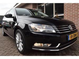 Volkswagen Passat Variant 2.0 TDI 125kw 170pk DSG HIGHLINE BLUEMOTION 4MOTION Ecc Pdc Leer Trekhaak Navigatie 2e pinks