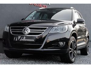 Volkswagen Tiguan 1.4 TSI Sport & Style 4Motion   Stof  RNS 315 Navigatie  Privacy glas  Trekhaak  110kW  150PK