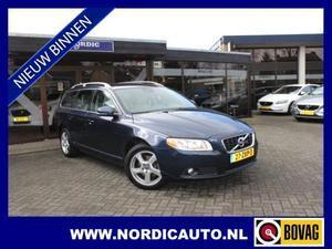 Volvo V70 1.6 T4 NORDIC XENON NAVI LEDER TREKHAAK CAMERA