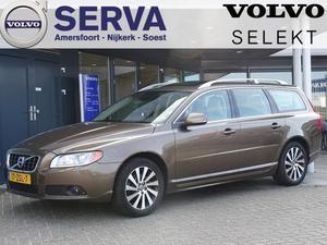 Volvo V70 T4 Limited Edition Luxury | NAVI | Schuifdak