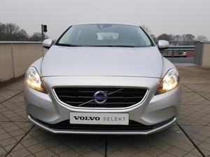 Volvo V40 T3 Momentum, Cruise Control, Navigatie, Tel