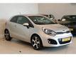 Kia Rio 1.4 CVVT SUPER PACK ** 17` LM  Clima  Cruise  LED  PDC  SMart Key** 7 Jaar Garantie!!