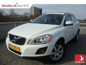 Volvo XC60 2.4D AWD Automaat, Momentum