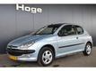 Peugeot 206 1.4 GENTRY Elektrische ramen Stuurbekrachtiging Inruil mogelijk