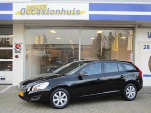 Volvo V60 1.6 D2 MOMENTUM 1.6 D2 Aut. Momentum  Navi PDC BlueTooth