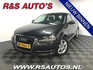 Audi A3 Sportback 1.6 TDI Attraction Advance Leer, Lmv, Cr