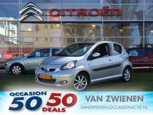 Toyota Aygo 5DRS COMFORT - AIRCO - LMV - NWSTAAT!