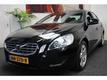 Volvo S60 2.0 D3 Momentum NAVI LEDER AUTOMAAT STOELVERWARMING PDC TEL NIEUW STAAT !!