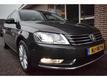 Volkswagen Passat Variant 2.0 TDI 103kw 140pk H6 COMFORTLINE BLUEMOTION Xenon Ecc Pdc Navigatie 2e pinksterdag geopend