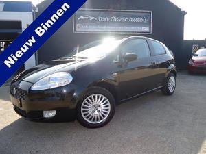 Fiat Punto 1.2 DYNAMIC Airco   Cruise-control   Elek rmn.  C.vergr.   Radio-cd mp3   135.092 km NAP-RDW   Volle