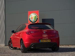 Alfa Romeo Giulietta 1750 TBI QV ROSSO COMPETIZIONE