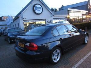 BMW 3-serie 318i Executive automaat leder navigatie 169998km nap!