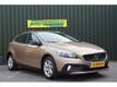 Volvo V40 CROSS COUNTRY D2 MOMENTUM   XENON   NAVI   CAMERA   CLIMA