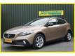 Volvo V40 CROSS COUNTRY D2 MOMENTUM   XENON   NAVI   CAMERA   CLIMA