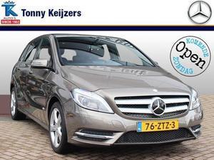 Mercedes-Benz B-klasse 180 AMBITION Navigatie Airco Audio PDC Xenon 17`LM 122Pk! Zondag a.s. open!