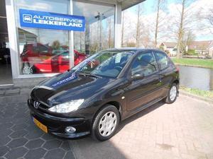 Peugeot 206 AIR-LINE 1.4 3-DRS | 1e EIGENAAR | AIRCO | ELEKTR. PAKKET