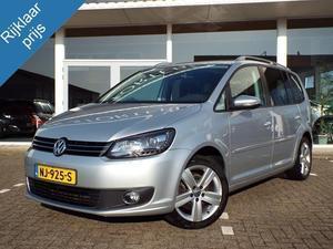 Volkswagen Touran 1.4 TSI 170 pk DSG Highline 7p. | Navi | Panodak | Bi-Xenon | Alcantara | PDC incl. Camera | Stoelve