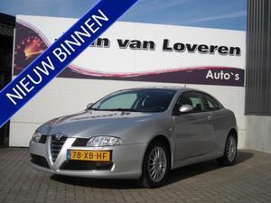 Alfa Romeo GT 1.8 Twin Spark Distinctive met Leer   Clima   Crui