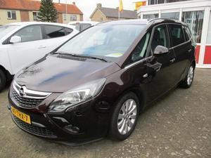 Opel Zafira Tourer 1.4T 140PK! COSMO 7 PERSOONS! navigatie! fietsendrager! BTW auto! 1e eigenaar! dealer onderho