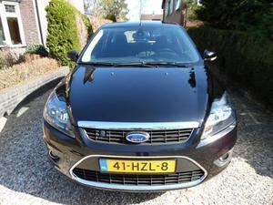 Ford Focus Wagon 1.8 TITANIUM FLEXI FUEL Goed onderhouden .