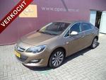 Opel Astra 1.4T 103KW COSMO 4D AUT