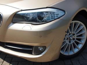 BMW 5-serie 528i High Executive NP €92.000