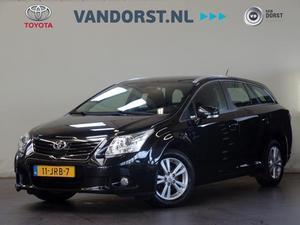 Toyota Avensis Wagon 1.8 VVTI DYNAMIC Navigatie | Parkeersensoren | Cruise | Bluetooth