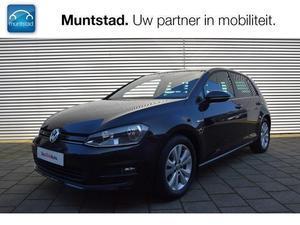 Volkswagen Golf 1.0 TSI 115 pk CONNECTED SERIES Navigatie PDC 16 inch LM velgen