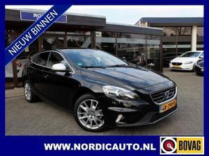 Volvo V40 2.0 D2 R-DESIGN BUSINESS NAVI XENON AFN. TREKHAAK 14% BIJTELLING